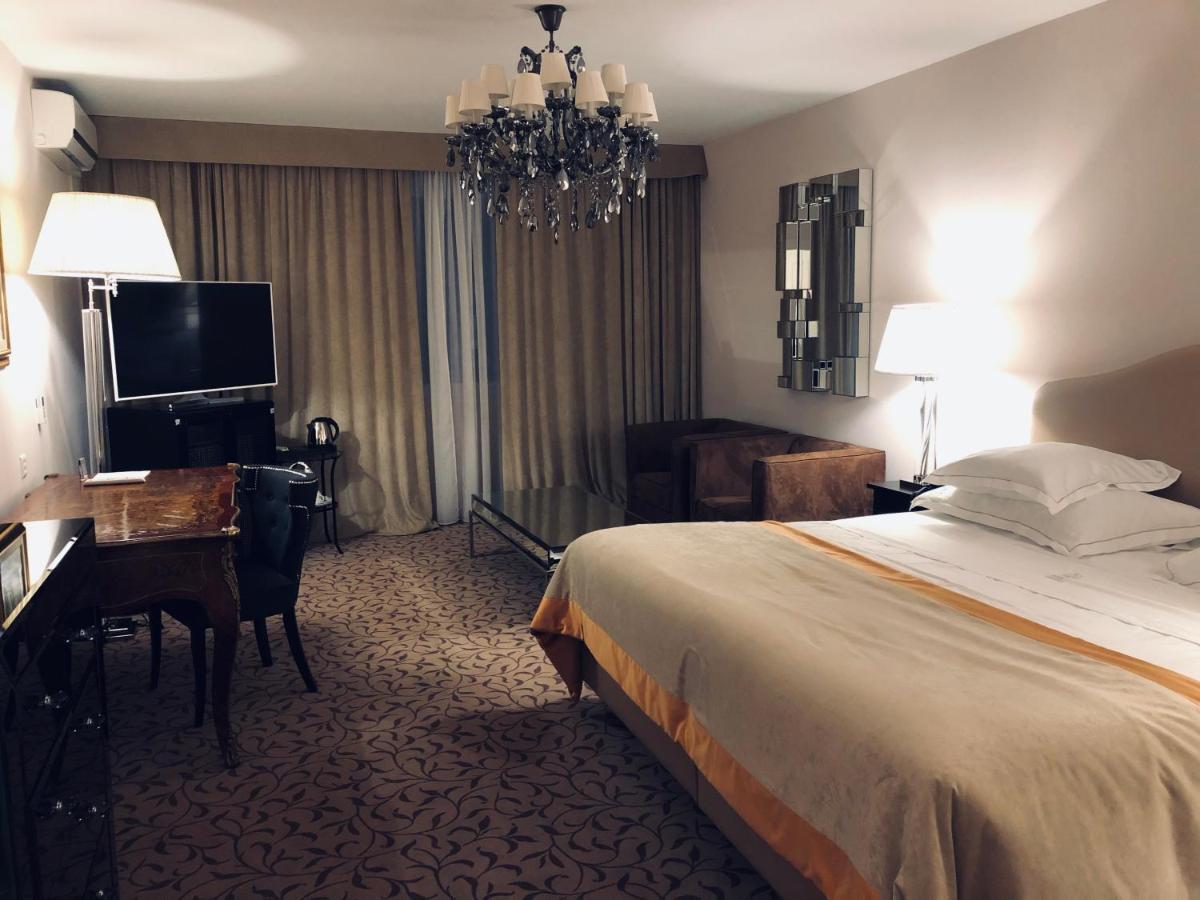Hotel Adriatica Женева Екстериор снимка
