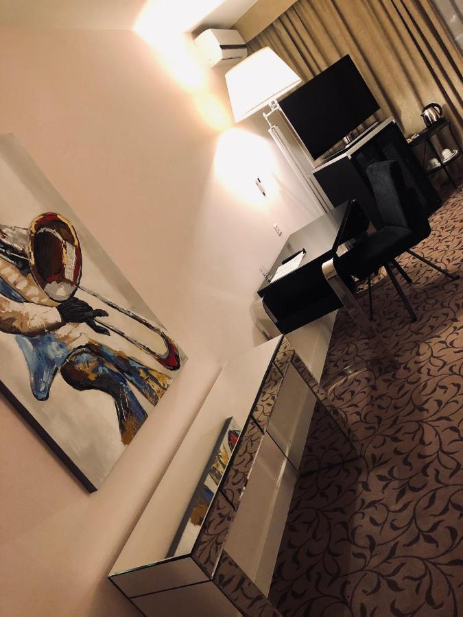 Hotel Adriatica Женева Екстериор снимка