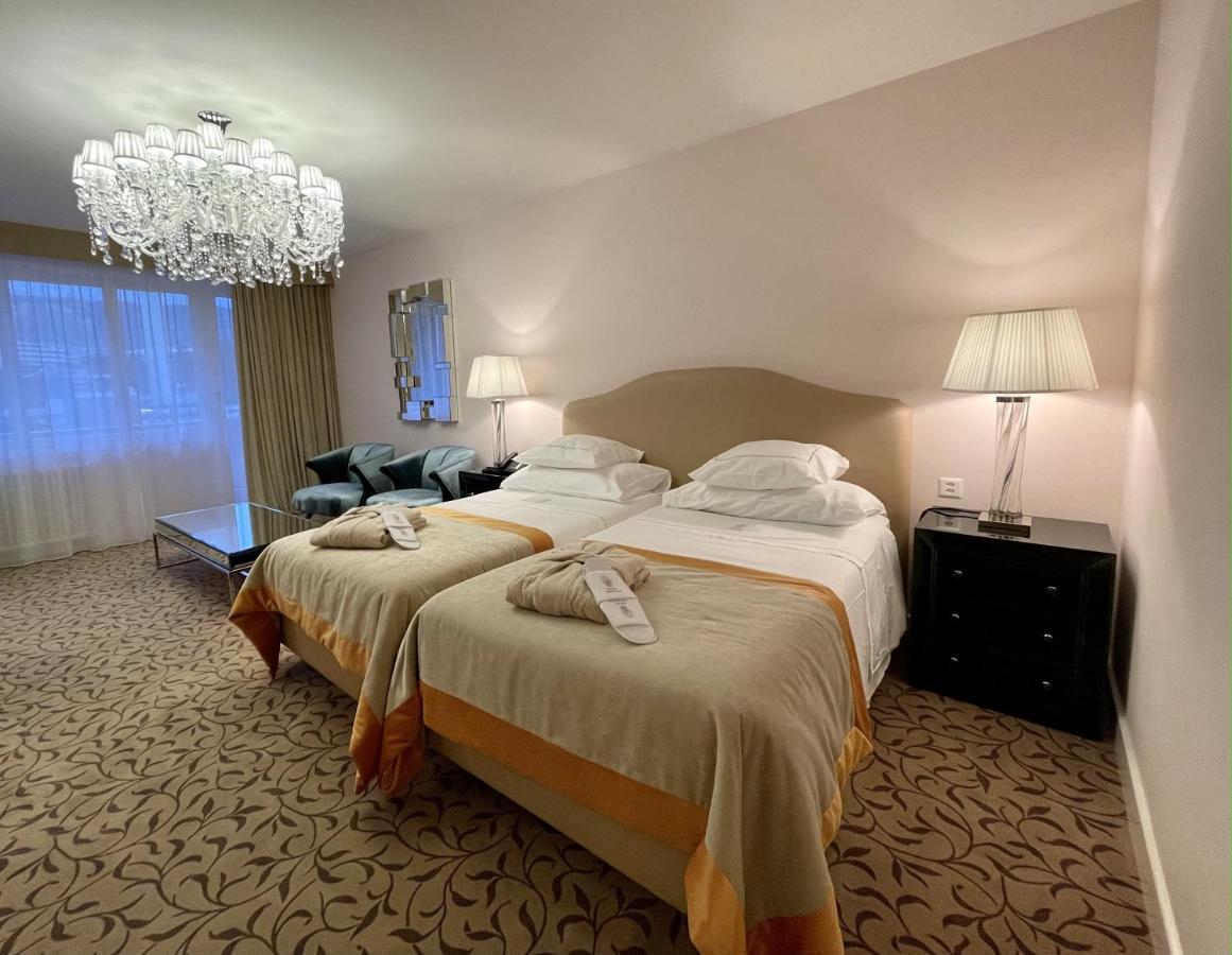 Hotel Adriatica Женева Екстериор снимка