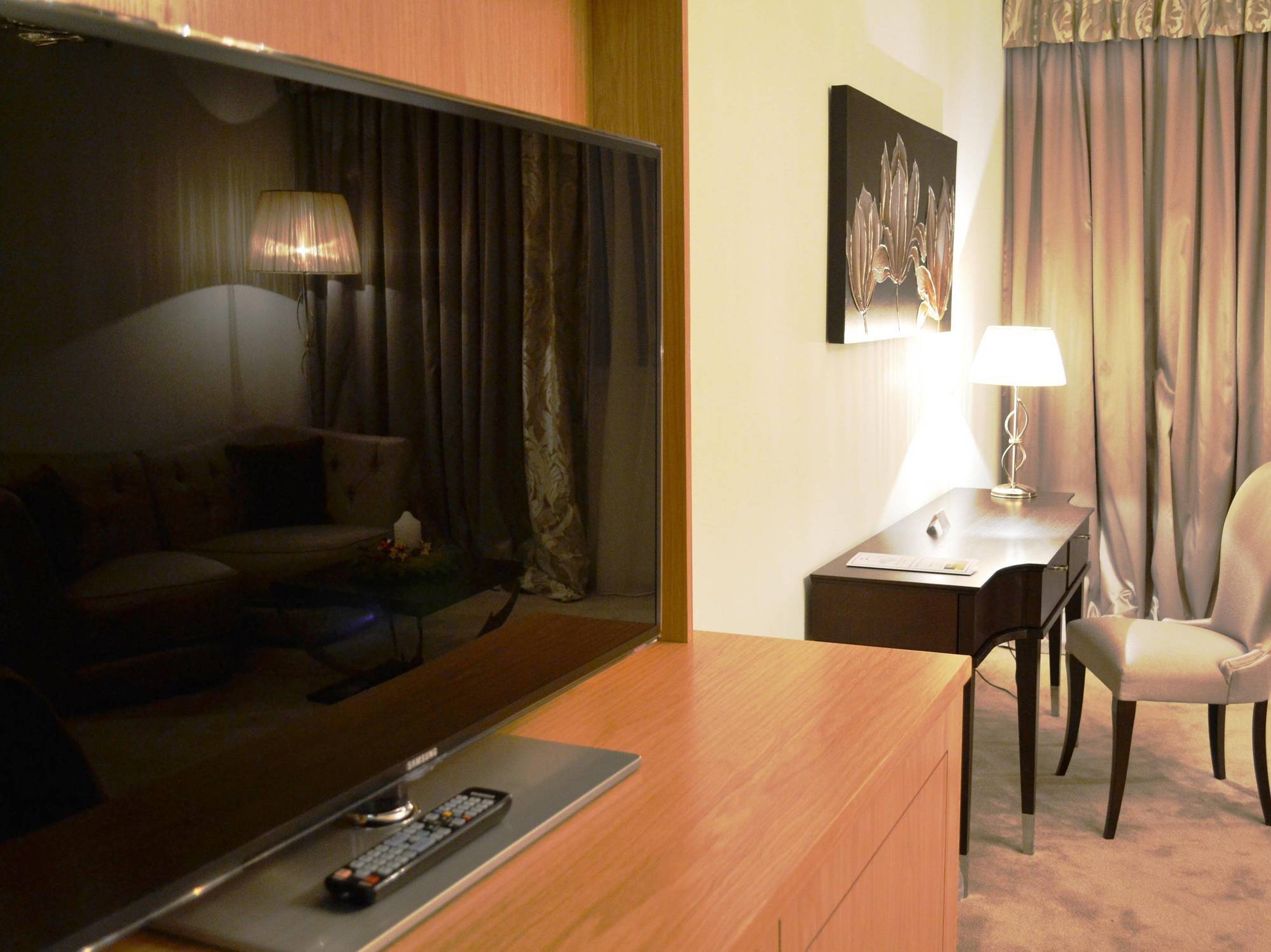 Hotel Adriatica Женева Екстериор снимка