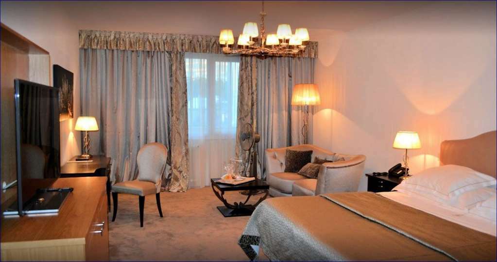 Hotel Adriatica Женева Стая снимка